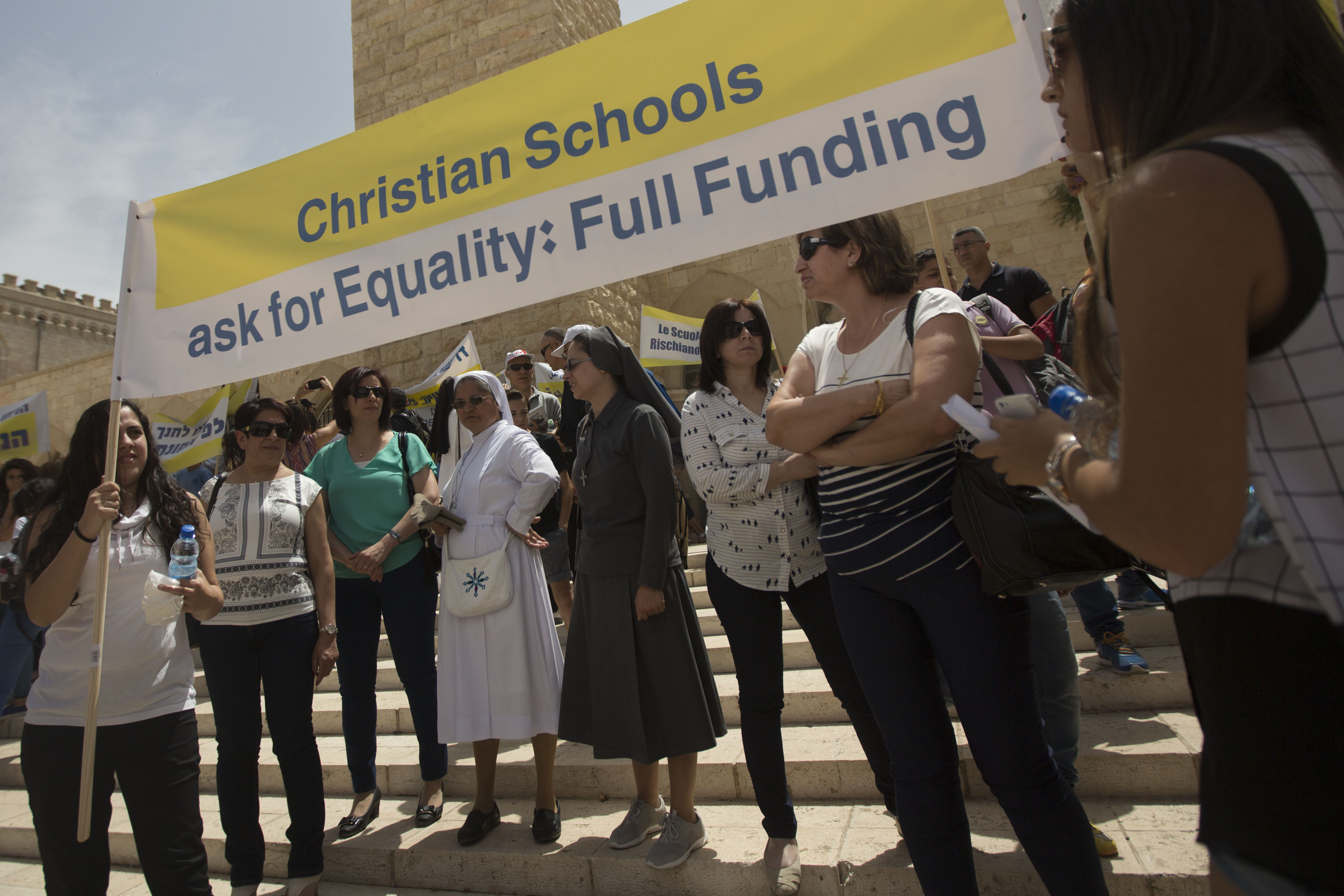 Israel drains budgets of Christian schools 