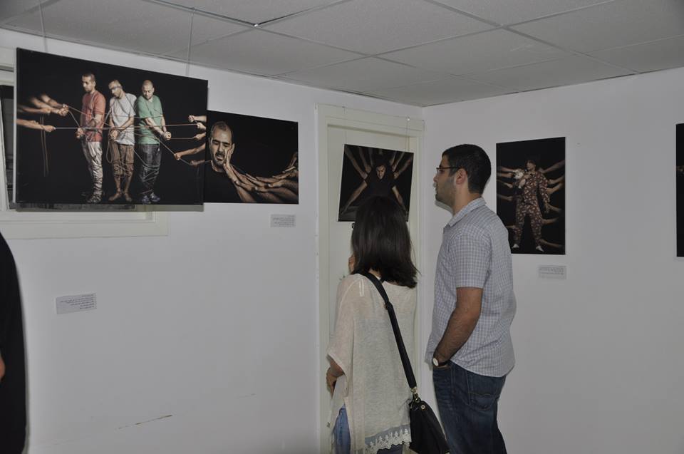 منتدى بلدنا الثقافي - حيفا يستضيف معرض الصور غرفة رقم 4: إعتقال الأطفال في القدس 